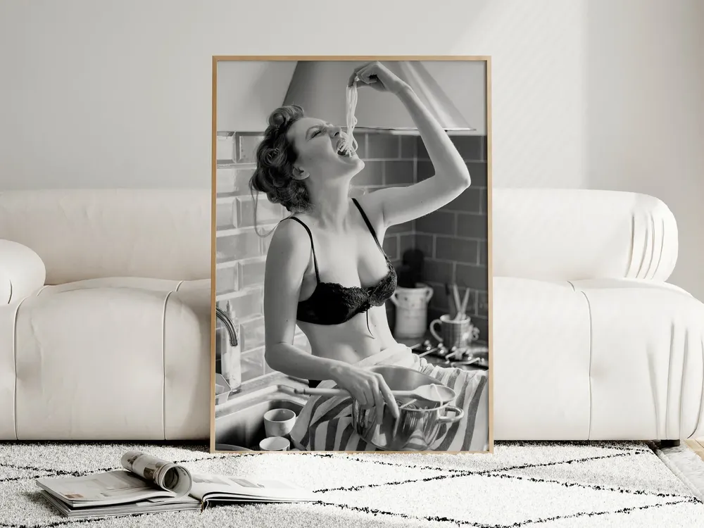 Woman Eating - Vintage Travel Poster - Image 2